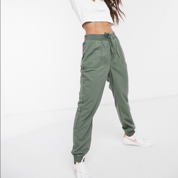 Hollister 🦅 High Rise Jogger - Army Green 💚🐊 - Picture 3 of 4